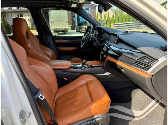 2016 BMW X5M