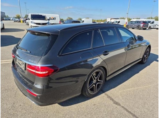 2022 Mercedes-Benz E -Klasse T-Modell E 300 de 4Matic 2022 Mercedes-Benz E -Klasse T-Modell E 300 de 4Matic