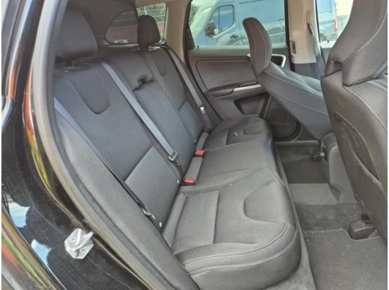 2016 Volvo XC60 Kinetic AWD