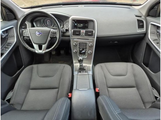 2016 Volvo XC60 Kinetic AWD