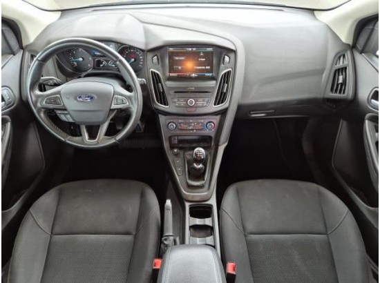 2016 Ford Focus Turnier Business