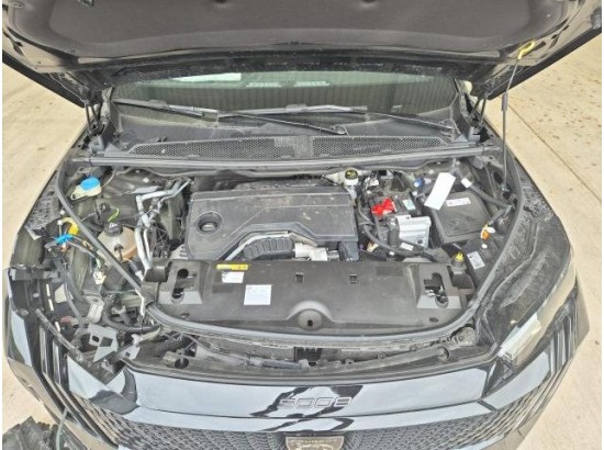 2025 Peugeot 5008 Hybrid 136 Allure