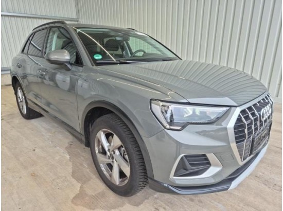 2025 Audi Q3 40 TFSI quattro advanced