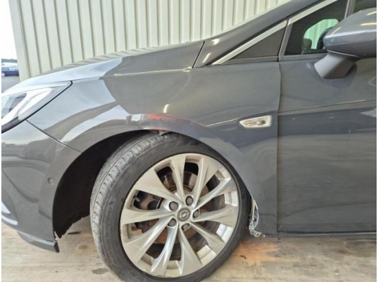 2016 Opel Astra K Sports Tourer INNOVATION Start/Stop 2016 Opel Astra K Sports Tourer INNOVATION Start/Stop