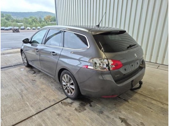2021 Peugeot 308 SW Allure