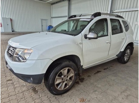 2017 Dacia Duster I Laureate 4x2 2017 Dacia Duster I Laureate 4x2