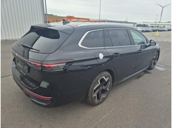 2025 Volkswagen Passat Variant 2.0 TDI 110 kW R-line
