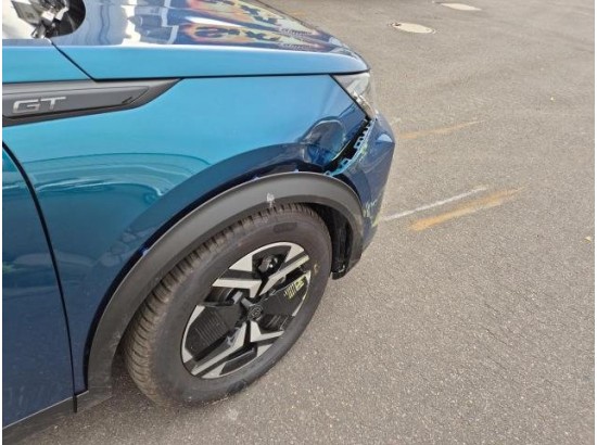 2025 Peugeot 2008 Hybrid 145 GT
