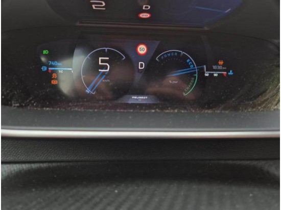 2025 Peugeot 2008 Hybrid 145 GT