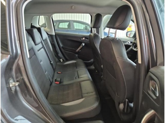 2019 Peugeot 2008 Allure 2019 Peugeot 2008 Allure