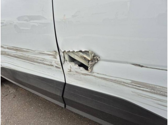 2025 Peugeot 3008 Hybrid 136 Allure