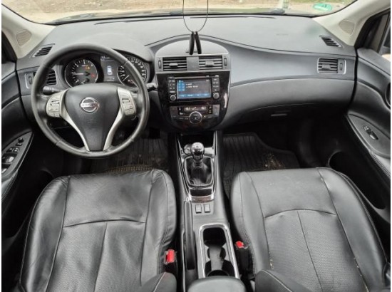 2015 Nissan Pulsar Tekna