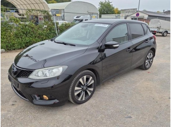 2015 Nissan Pulsar Tekna