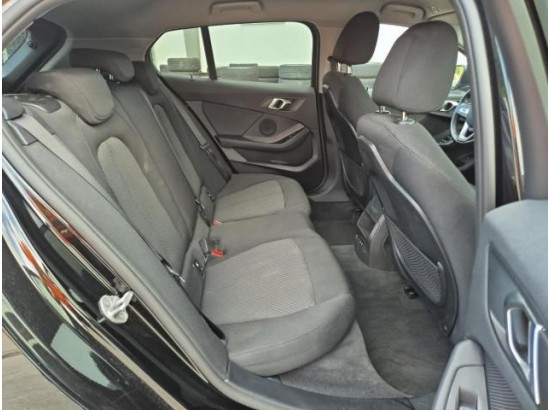 2024 BMW 1er Lim. 118 i Advantage 2024 BMW 1er Lim. 118 i Advantage