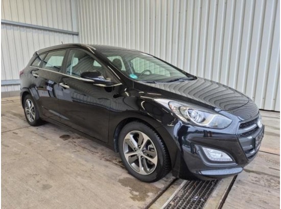 2017 Hyundai i30 cw blue Style