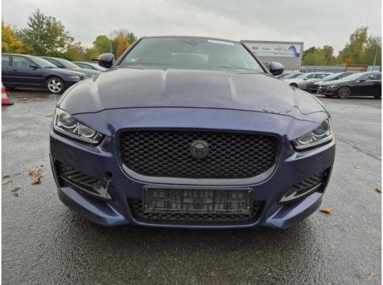 2018 Jaguar XE Ingenium Edition 2018 Jaguar XE Ingenium Edition