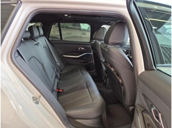 2025 BMW 3er Touring 320 d xDrive M Sport