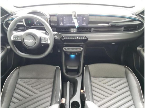 2024 FIAT 600 Hybrid Basis