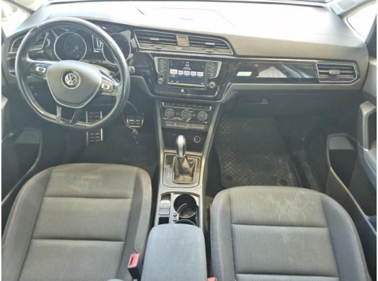 2017 Volkswagen Touran Sound BMT/Start-Stopp 2017 Volkswagen Touran Sound BMT/Start-Stopp