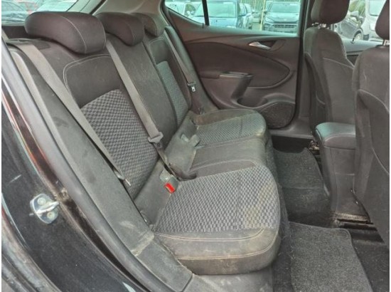 2015 Opel Astra K Lim. 5-trg. Edition Start/Stop