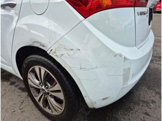 2016 Kia Venga UEFA Euro 2016 2016 Kia Venga UEFA Euro 2016
