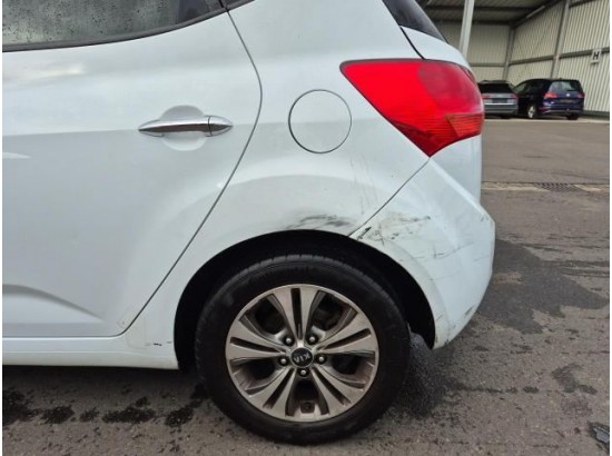2016 Kia Venga UEFA Euro 2016 2016 Kia Venga UEFA Euro 2016