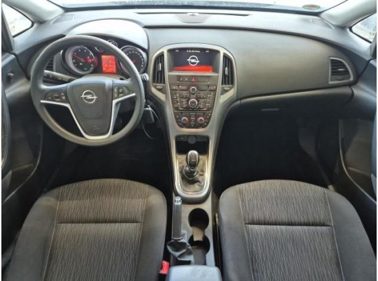 2015 Opel Astra J Sports Tourer Selection 2015 Opel Astra J Sports Tourer Selection