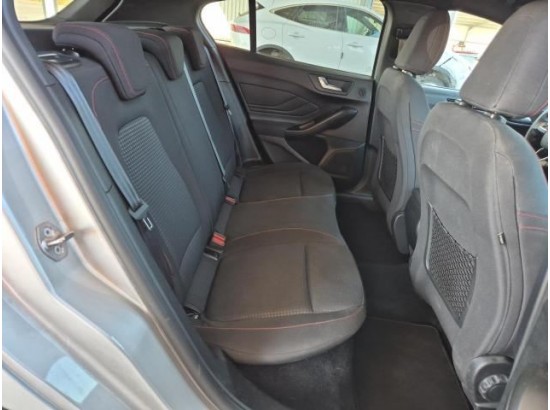 2021 Ford Focus Lim. ST-Line