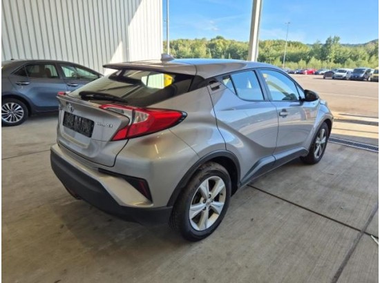2017 Toyota C-HR Hybrid Flow