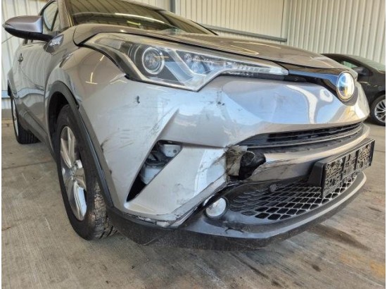 2017 Toyota C-HR Hybrid Flow
