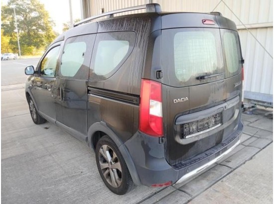 2015 Dacia Dokker Stepway 2015 Dacia Dokker Stepway