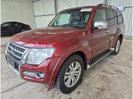 2017 Mitsubishi Pajero 3.2 DI-D Top 2017 Mitsubishi Pajero 3.2 DI-D Top