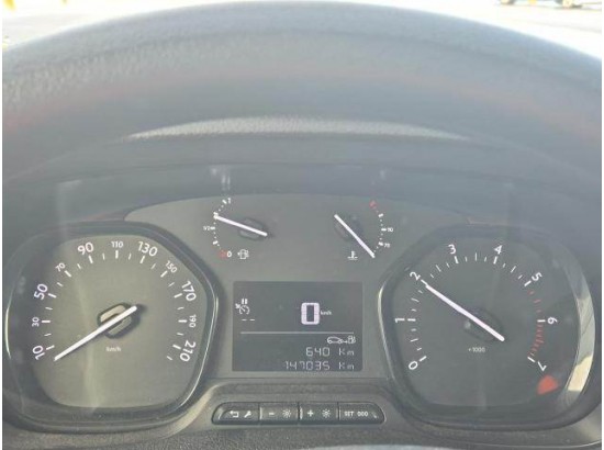 2021 Opel Vivaro Kasten Edition M