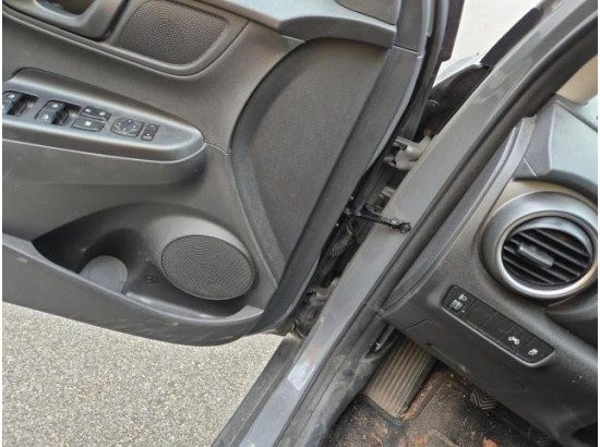 2019 Hyundai Kona Pure 2WD 2019 Hyundai Kona Pure 2WD