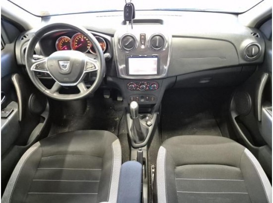 2017 Dacia Sandero II Stepway Prestige 2017 Dacia Sandero II Stepway Prestige