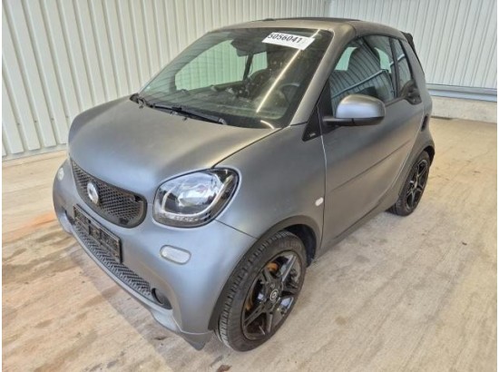2017 Smart fortwo cabrio Basis 66 kW 2017 Smart fortwo cabrio Basis 66 kW