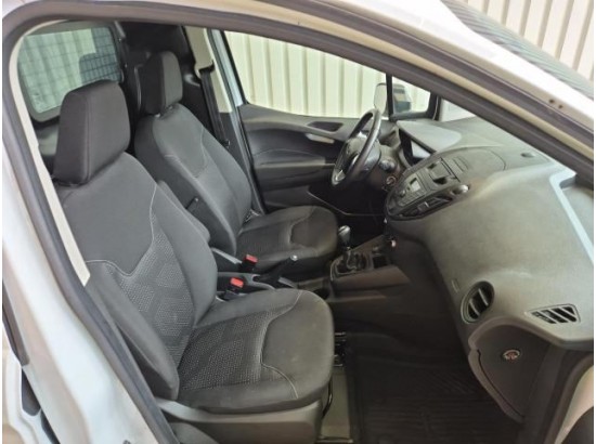 2023 Ford Transit Courier Trend