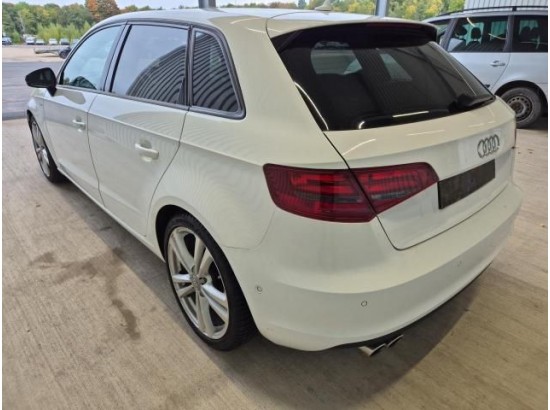 2016 Audi A3 Sportback S line Sportpaket
