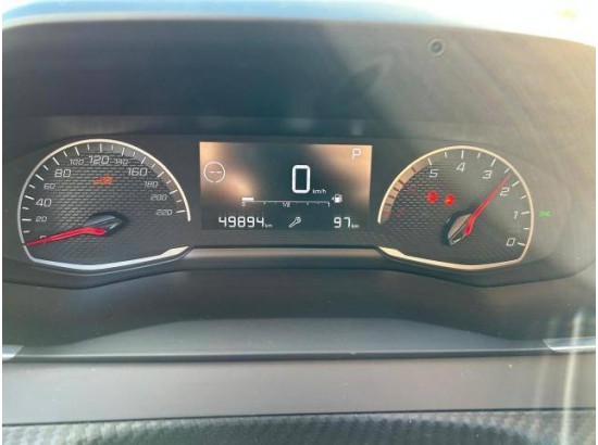 2021 Peugeot 2008 Active 2021 Peugeot 2008 Active