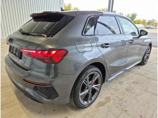 2022 Audi A3 Sportback 45 TFSI e S line