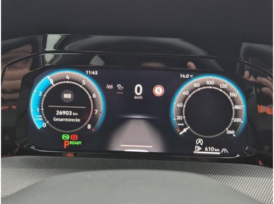 2025 Volkswagen Golf VIII Variant 1.5 eTSI 110 kW R-Line 2025 Volkswagen Golf VIII Variant 1.5 eTSI 110 kW R-Line