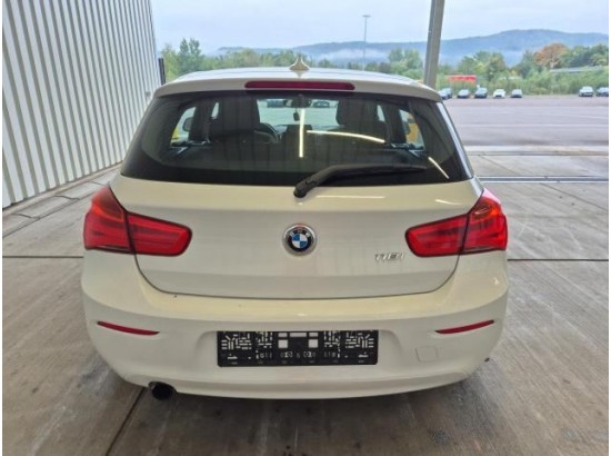 2016 BMW 1er Lim. 5-trg. 118i Advantage 2016 BMW 1er Lim. 5-trg. 118i Advantage