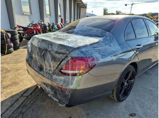 2016 Mercedes-Benz E -Klasse Lim. E 350 d 2016 Mercedes-Benz E -Klasse Lim. E 350 d