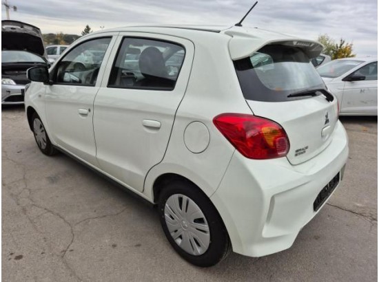 2025 Mitsubishi Space Star Select 2025 Mitsubishi Space Star Select