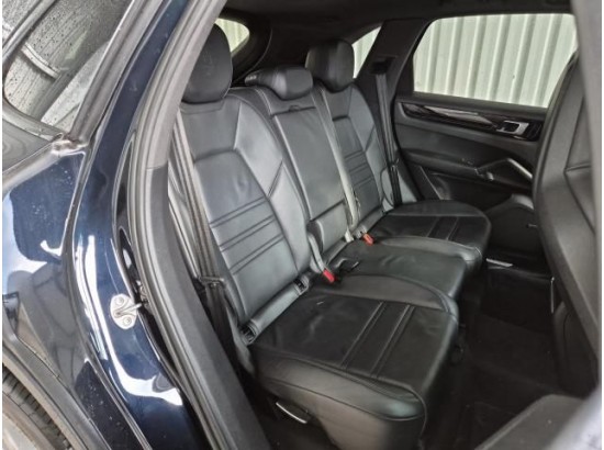 2018 Porsche Cayenne Basis