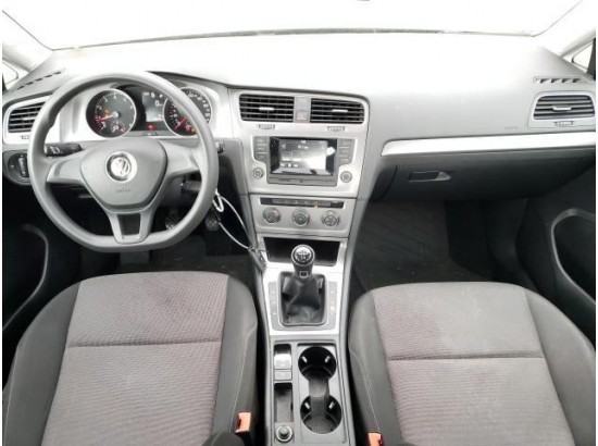 2016 Volkswagen Golf VII Lim Trendline Bmt