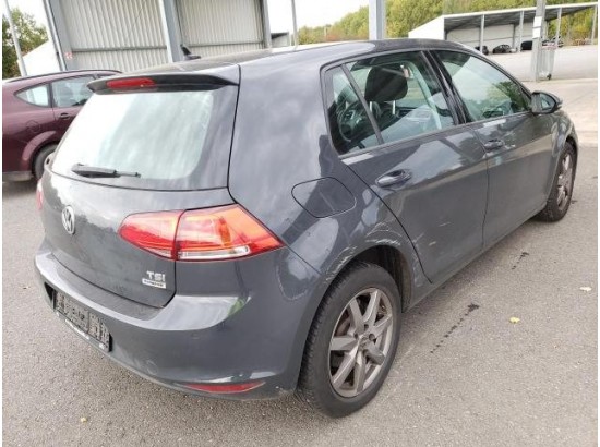 2016 Volkswagen Golf VII Lim Trendline Bmt