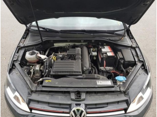 2016 Volkswagen Golf VII Lim Trendline Bmt