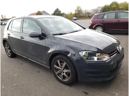 2016 Volkswagen Golf VII Lim Trendline Bmt