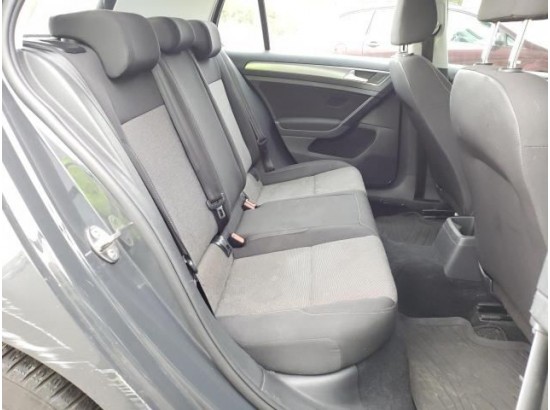 2016 Volkswagen Golf VII Lim Trendline Bmt